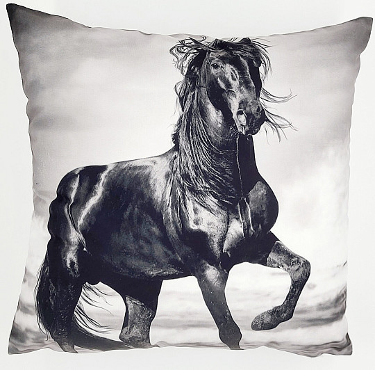 Ukrasna jastučnica BLACK HORSE