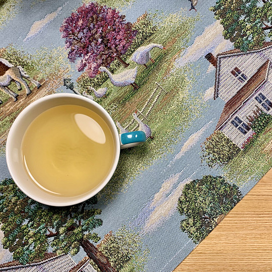 Tapiserijski stolnjak i šal VENKOV