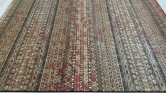 Moderan ekskluzivni tepih ETNO NOBLES crni