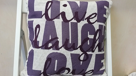 Ukrasna jastučnica LIVE PURPLE