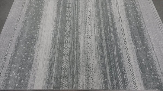 moderan tepih FONT sivo zelena