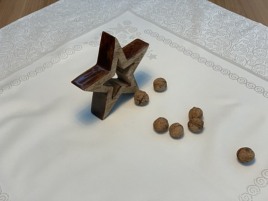 Božićni stolnjak ORNAMENT srebrni natur