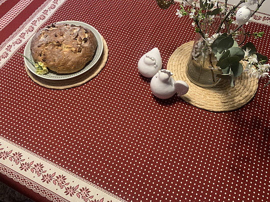 Goblen stolnjak i šal SELSKÁ JIZBA crveni