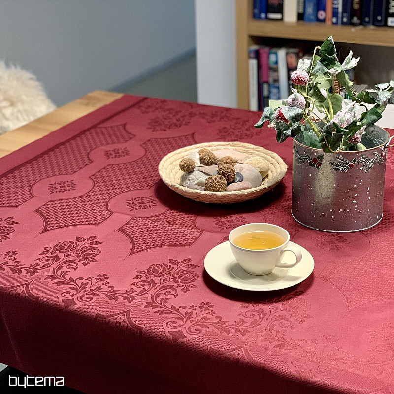 Stolnjak DAMASK bordo 120x140