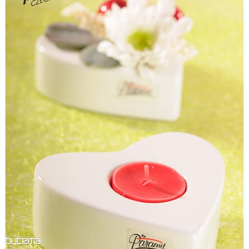 BIJELI SVJEĆNJAK U OBLIKU SRCA