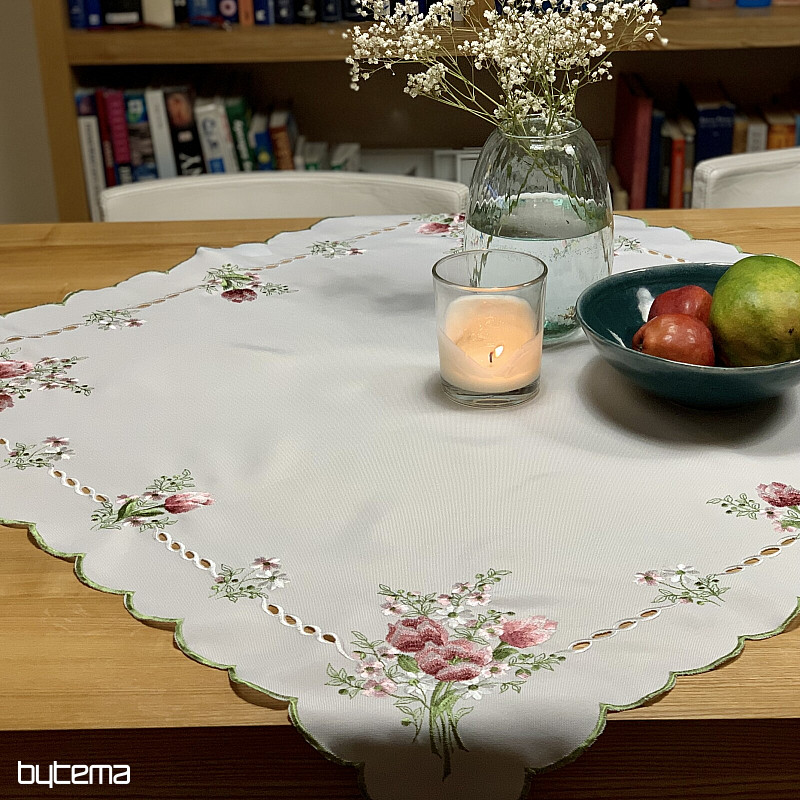 Vezeni stolnjak i šal BUKET S TULIPANIMA