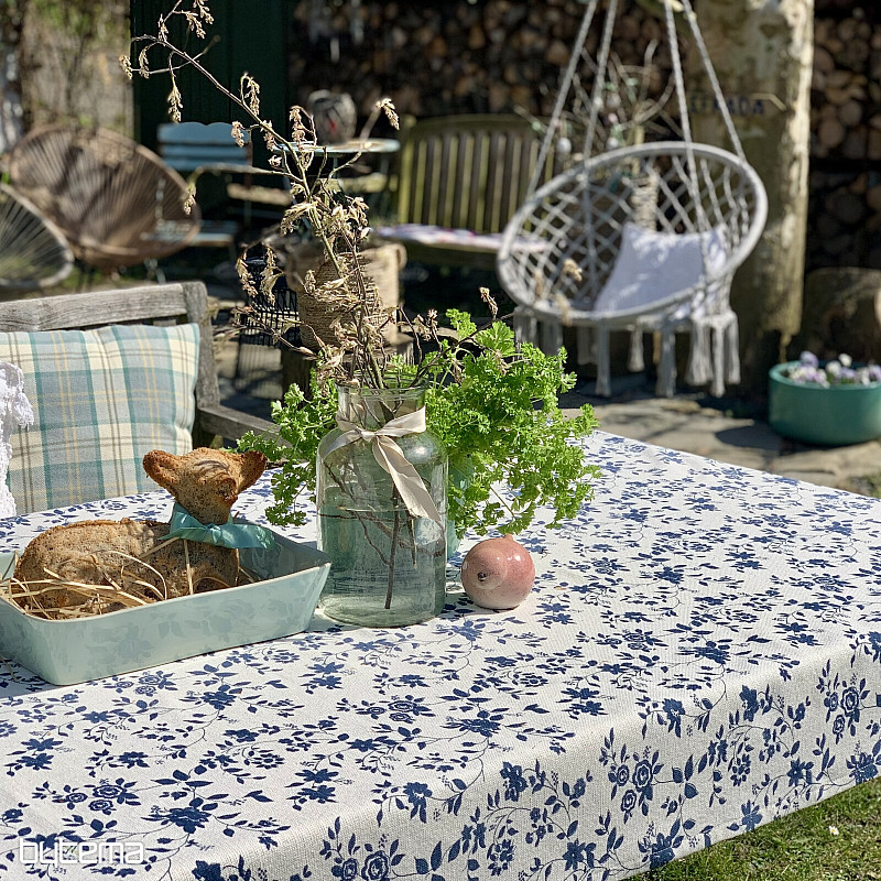 Stolnjak Plava Romansa