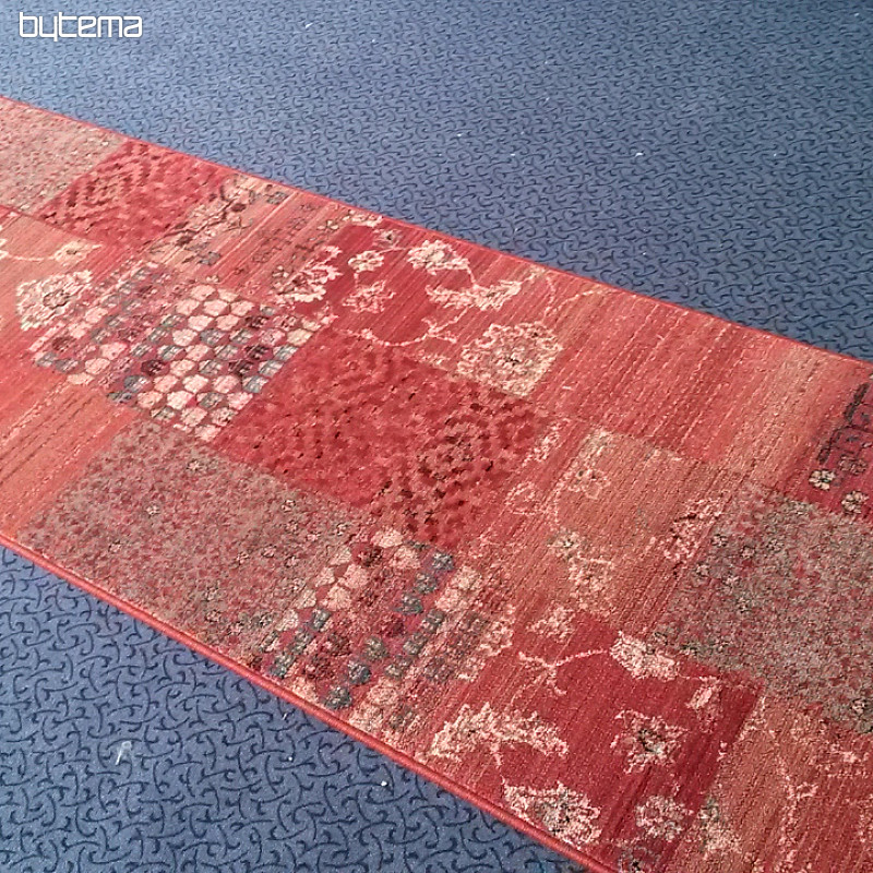 Luksuzna vunena trkačica ROYAL PATCHWORK crvena