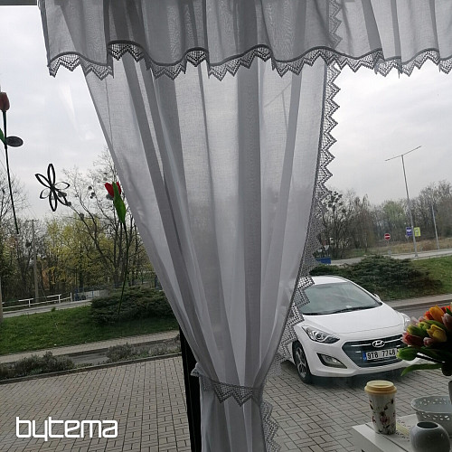 Gotova zavjesa - set: 2 zavjese + 1 volan s čipkom