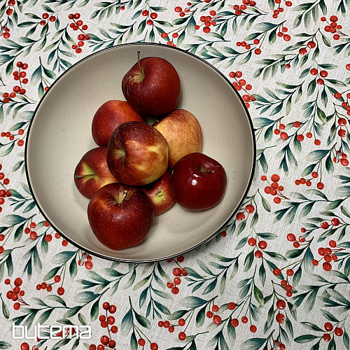 Dekorativni stolnjak BOŽIĆNE BOBICE