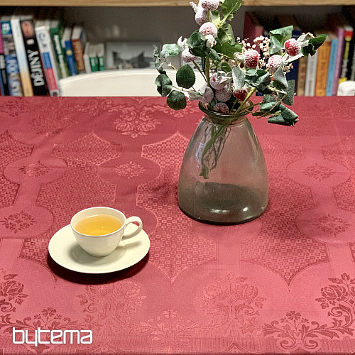 Stolnjak DAMASK bordo 120x140