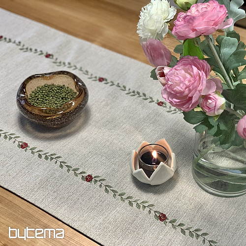 Tapiserijski stolnjak i šal VRTNA KUĆICA