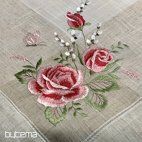 Vezeni stolnjak i šal Ruže i mačići