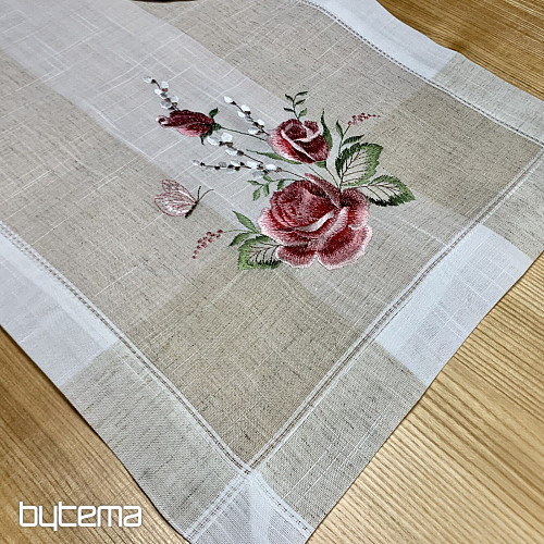 Vezeni stolnjak i šal Ruže i mačići