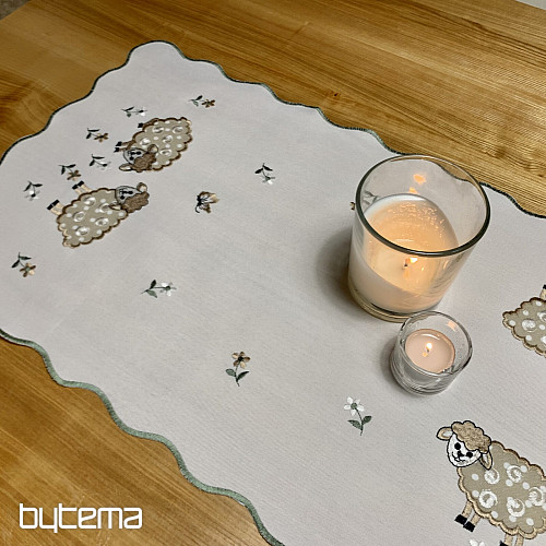 Vezeni stolnjak i šal USKRSNI JANJIĆI