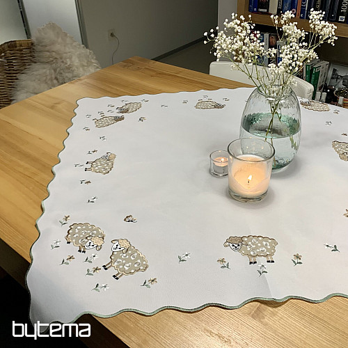 Vezeni stolnjak i šal USKRSNI JANJIĆI