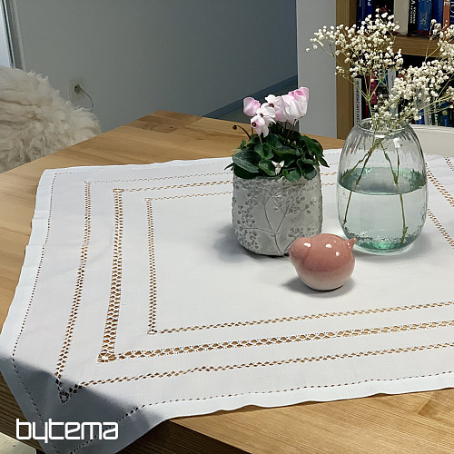 Stolnjak ČIPKA BIJELA RUŽA