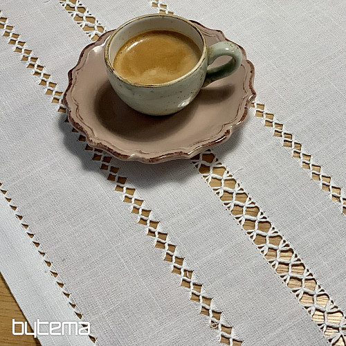 Stolnjak ČIPKA BIJELA RUŽA