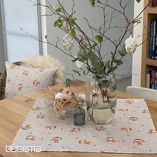 Uskrsni ukrasni pokrov ZEKO NELA