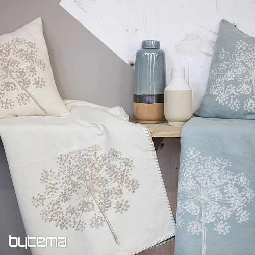 Jastučnica s cvijetom od žada - NATUR